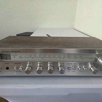 Akai AA-1125