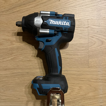 Makita DTW700