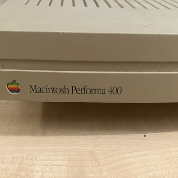 Macintosh performa 400