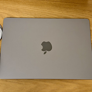 Apple Macbook Air 13 M2 8/256GB SpG INT. Aku 100% CC11