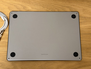 Apple Macbook Air 13 M2 8/256GB серый космос INT. Аккум. 100% CC11 (5 фото из 7)