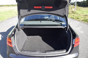 Audi a4 (12 foto / 14)