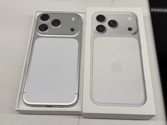 Apple iPhone 17 Pro 256Gb Silver Heas korras