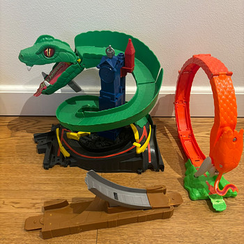 Hot Wheels — mängurajad mao ja aasaga