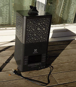 Увлажнитель воздуха Electrolux EHU-3810D (ультразвуковой) (1 фото из 4)