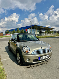 Mini Cooper 2008 (10 foto / 12)