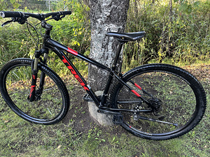 Trek Marlin 7 29” M / L - raam ! Korralik kasutatud ratas ! (6 foto / 9)