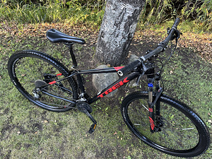 Trek Marlin 7 29” M / L - raam ! Korralik kasutatud ratas ! (7 foto / 9)