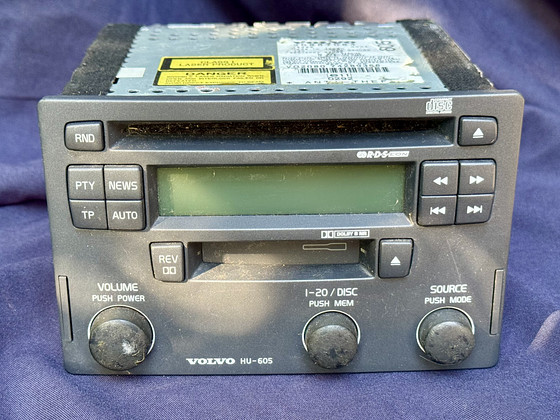 Штатная магнитола Volvo HU 605