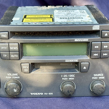 Originaalraadio Volvo HU 605