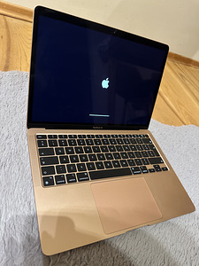 Müüa Macbook Air 13" M1 Rose Gold (4 foto / 4)