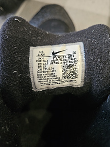 Кроссовки Nike FV4173-001 (4 фото из 4)