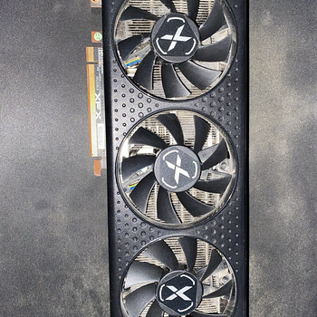 RX 6600 XT (defektne)