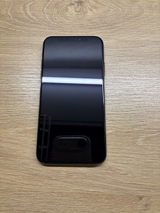 iPhone X (2 foto / 6)