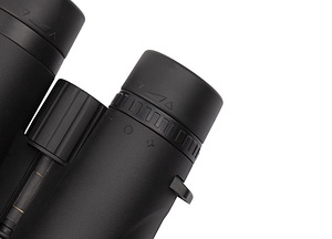 Бинокль COMET PRO COMPACT 10x42 (6 фото из 8)