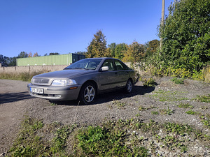 Volvo v40 (1 foto / 9)