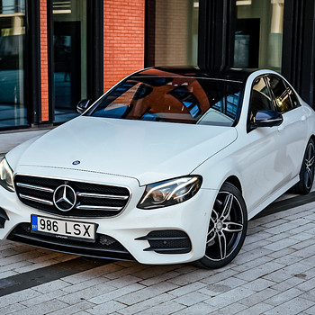 Mercedes-Benz E 220 AMG Styling Night Package