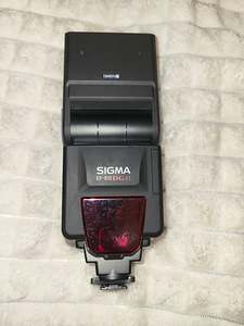 Вспышка Sigma EF-610 DG ST для Nikon + чехол (2 фото из 8)