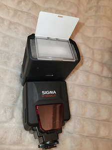 Вспышка Sigma EF-610 DG ST для Nikon + чехол (5 фото из 8)