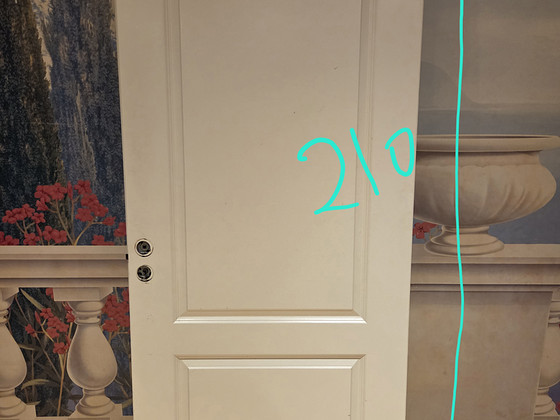 Siseuks 4 tk = 20 euro eest