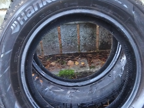 Продам 5 зимних шин 195/65R15