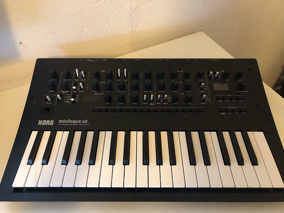 Продаётся Korg Minilogue XD в хорошем состоянии.