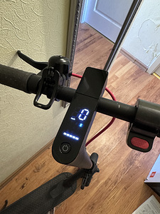 Xiaomi Mi Electric Scooter Pro 2 (745 км) + Замок⁠ (4 фото из 6)