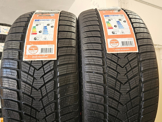 255 35 R 19 Crosswind Grip Peak Winter ( made by Michelin )