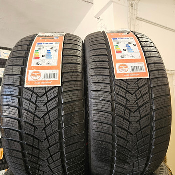 255 35 R 19 Crosswind Grip Peak Winter ( made by Michelin )