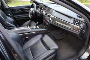 BMW 740d xdrive (6 фото из 14)