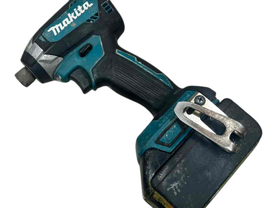 Ударная дрель-шуруповерт Makita DTD153 + 4 ah