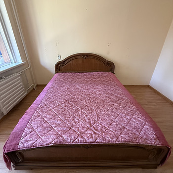 Кровать с матрасом 160/200