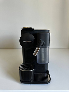 Kohvimasin Nespresso Lattissima One cappuccinatore'iga (1 foto / 6)