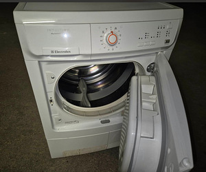 Сушильная машина Electrolux EDC66150W 6kg (5 фото из 7)
