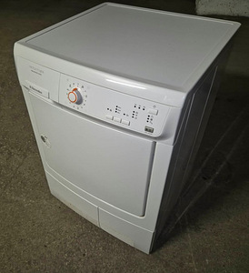 Сушильная машина Electrolux EDC66150W 6kg (1 фото из 7)