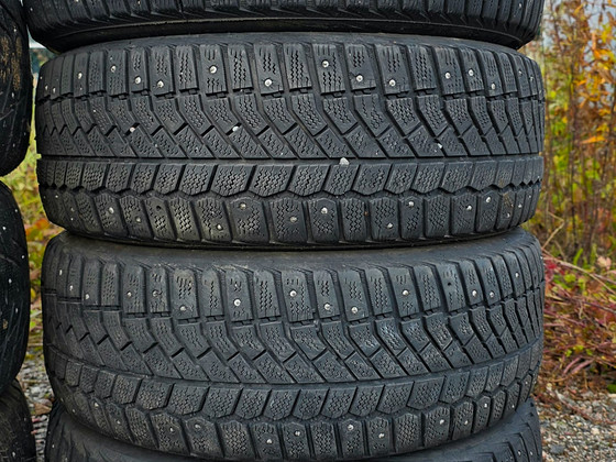 Шины R16 205 55 16 viatti 6-7 мм 4 шт