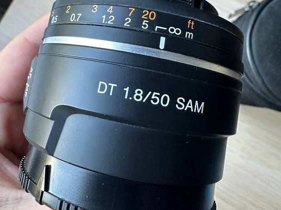 Sony DT 50 mm f/1.8 SAM