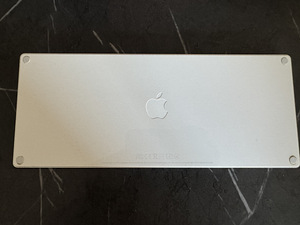 Apple Magic Keyboard (2 фото из 2)