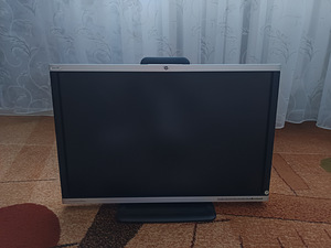 Продам монитор фирмы hp (2 фото из 5)