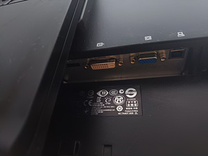 Продам монитор фирмы hp (5 фото из 5)