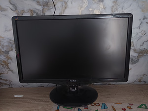 Продам монитор фирмы ViewSonic (1 фото из 3)