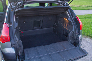 Peugeot 3008 (13 foto / 15)