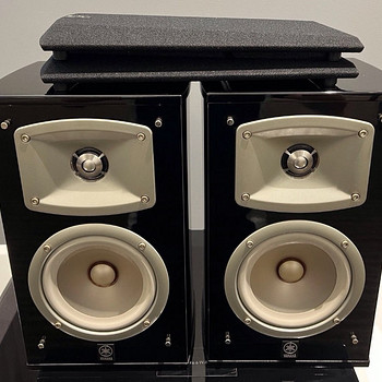 Колонки Yamaha NS-333