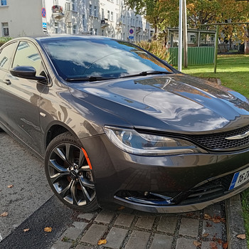 Chrysler 200S