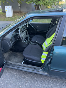 Audi 80 (8 foto / 12)