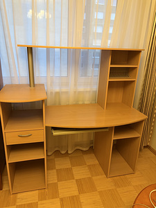 Müüa heas seisukorras arvutilaud. (1 foto / 3)
