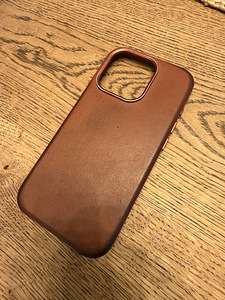 iPhone 15 Pro (4 foto / 4)