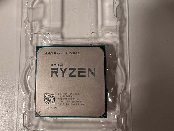 AMD Ryzen 7 2700x