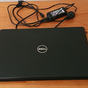 Dell Vostro 3568 / i3 / 12GB / 480GB / Linux Mint / 15,6"HD