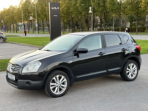 NISSAN QASHQAI (1 foto / 10)